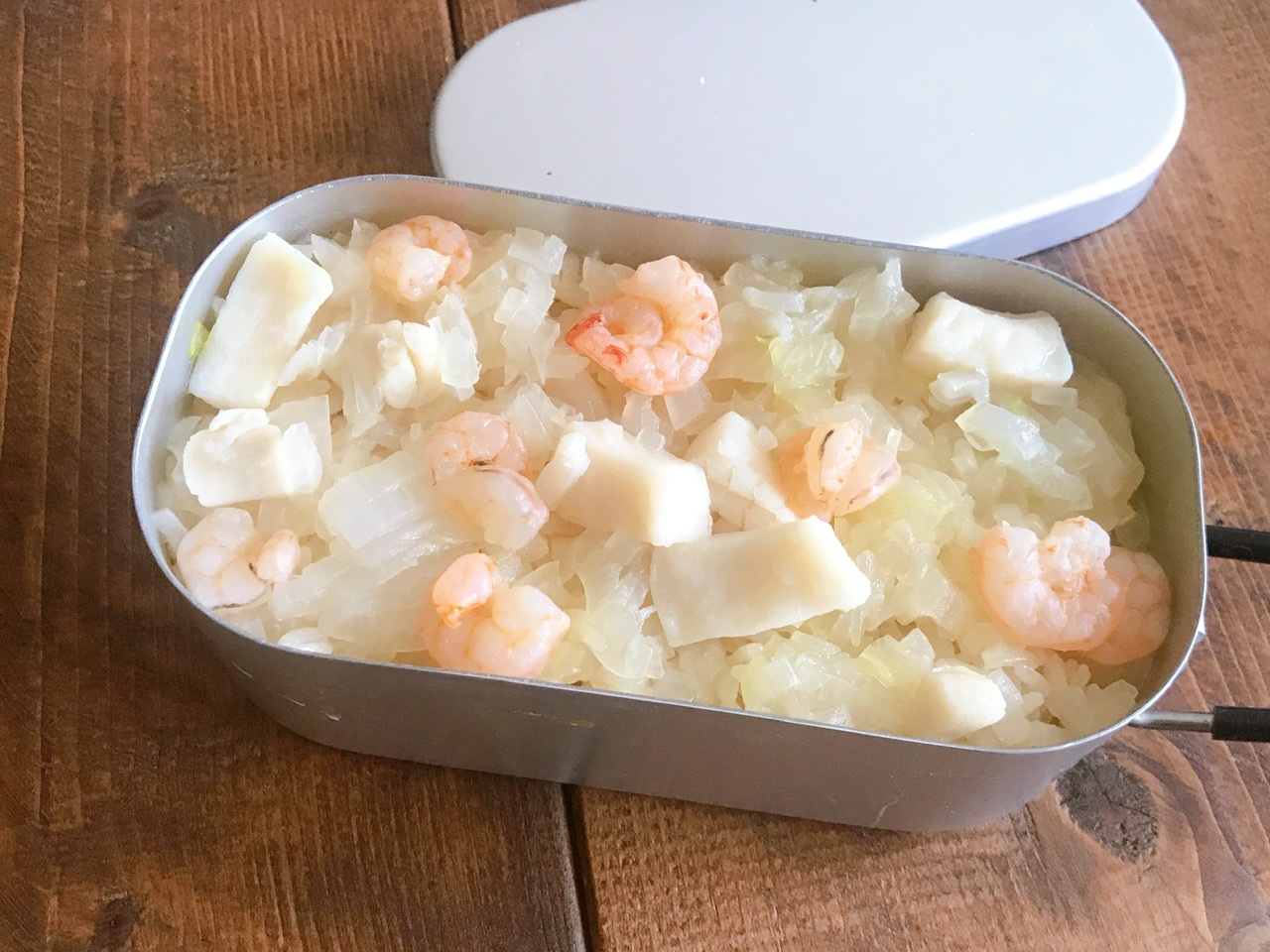 メスティン簡単レシピ 絶品ピラフ バターがふんわり香る Sun And Surf