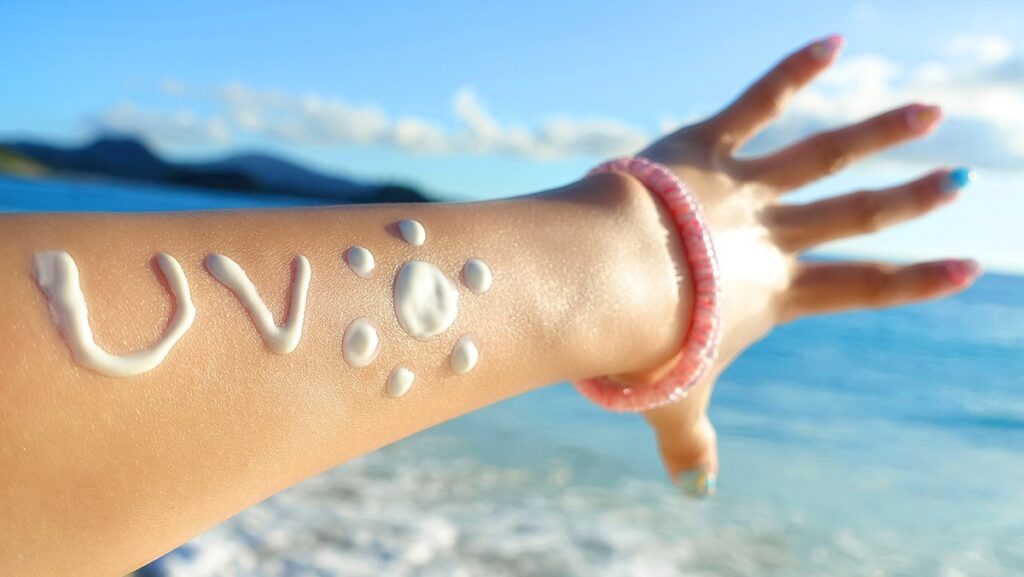 サーフィンの日焼け止めは"リーフセーフ"を選ぼう！