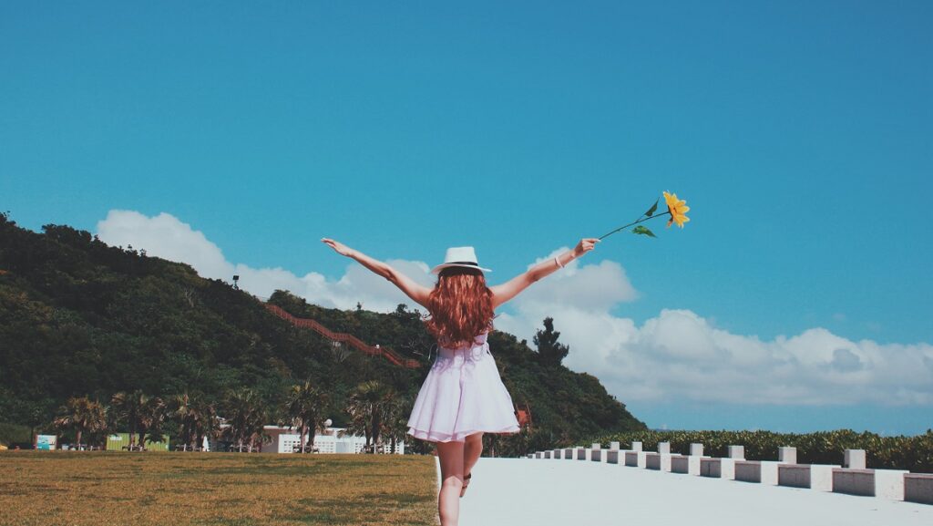 サーフィンで人生が楽しく！海を感じるライフスタイルの魅力