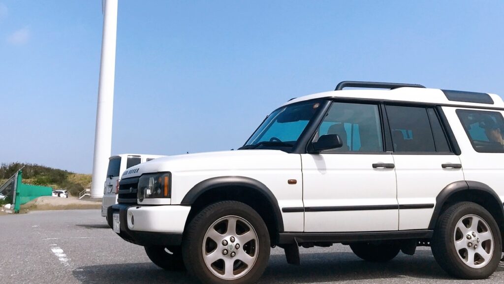 SUVはシートをフラットにできる？車中泊の寝床作りに挑戦