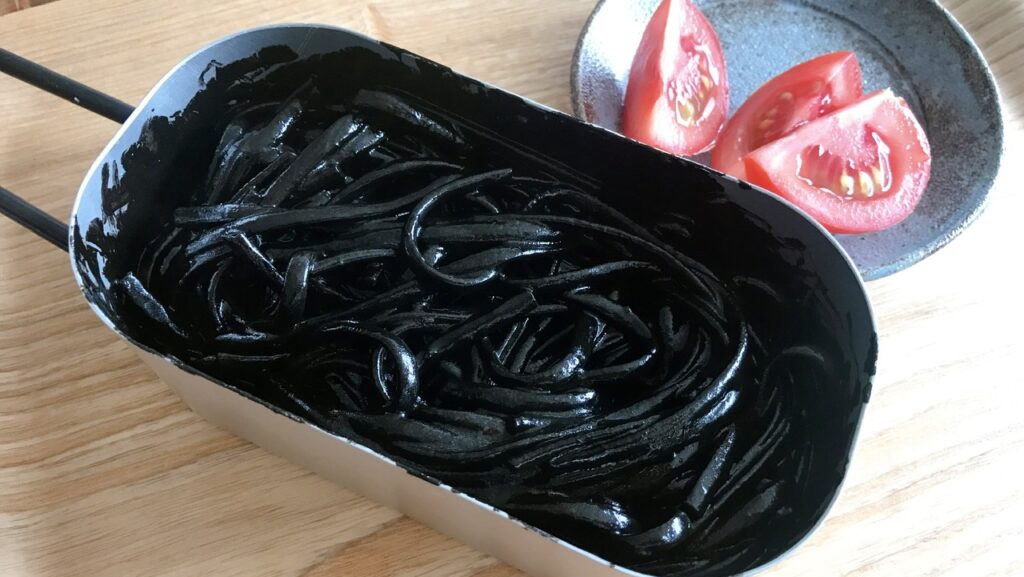 メスティンで湯切り不要！無印の絶品いかすみパスタのレシピ