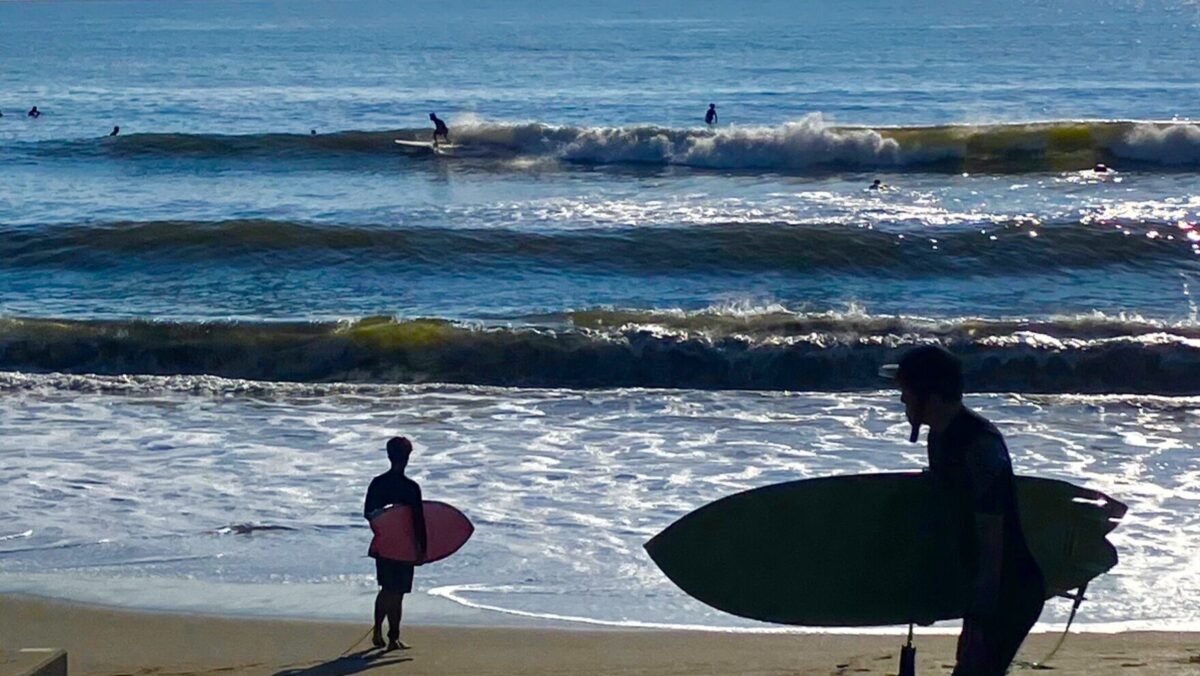 サーフィン保険6種を比較！400円から、選び方も