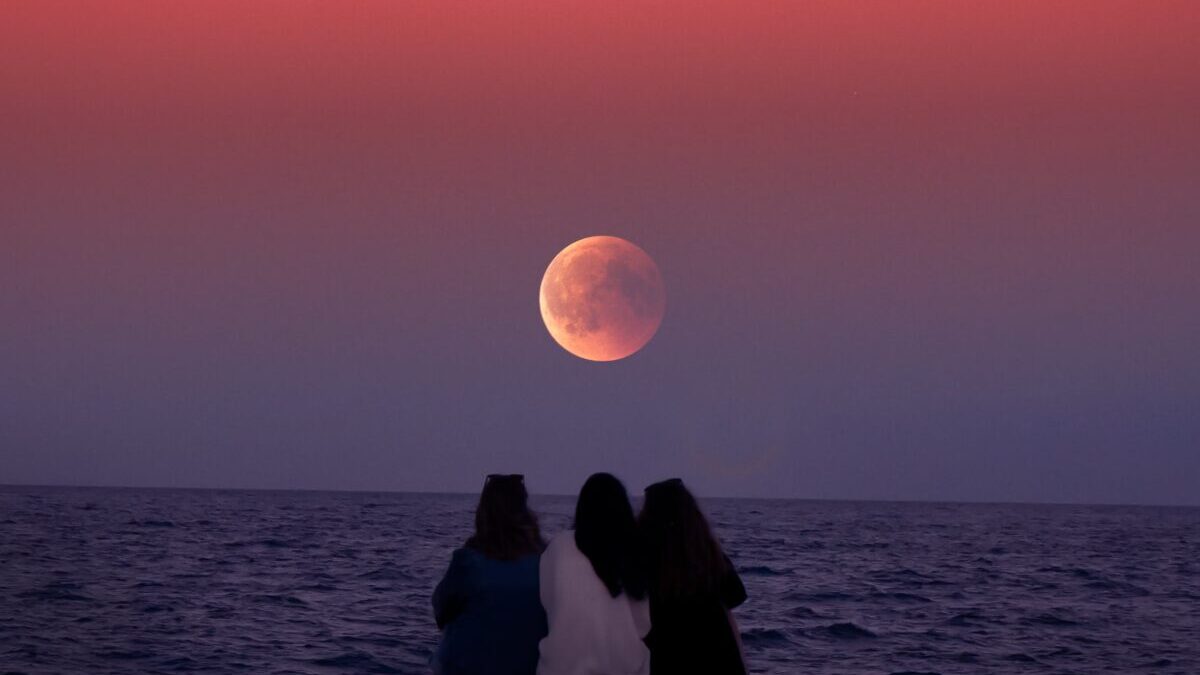月の満ち欠け・潮の満ち引きの関係｜海釣りや海遊びの知識
